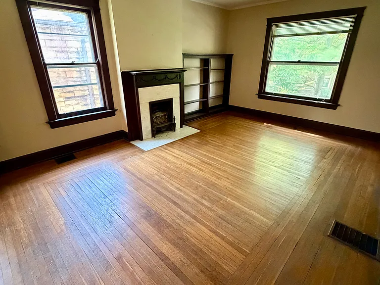 3018 Fairfield Ave #2 — Photo 1