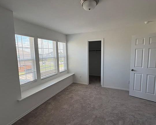 5th image of 1437 Westport Ln