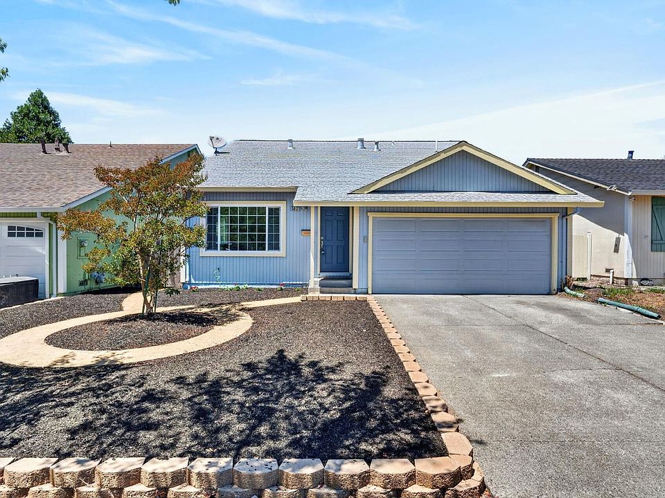 1st image of 5017 Oak Park Way