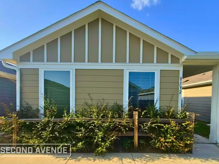 8732 Texas Risinger Dr — Photo 2