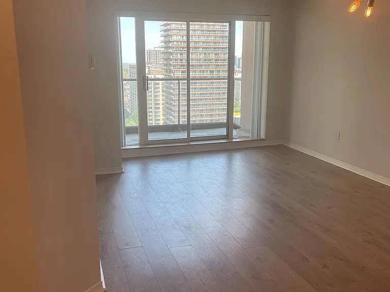 909 Bay St #2108 — Photo 7