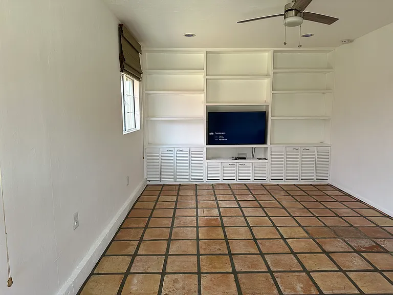 394 Date Ave — Photo 5