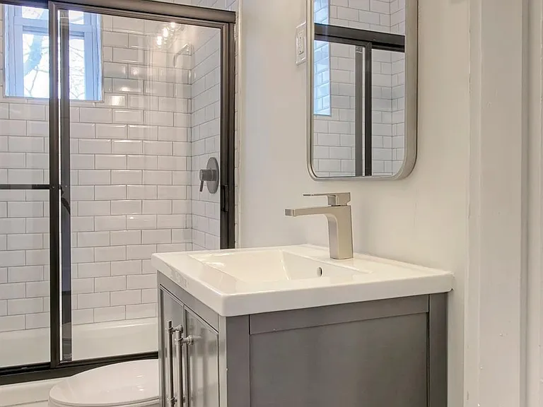 29 W McMillan St #6 — Photo 8