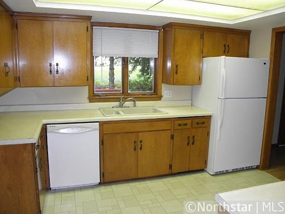 4th image of 111 Outer Dr