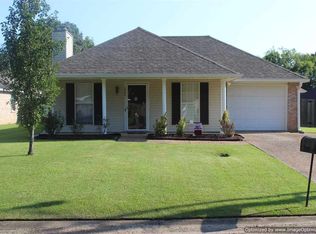 2254 Meagan Dr, Byram, MS 39272