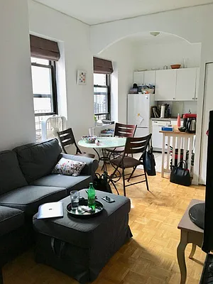 Rented by Charles Coutinho LLC | media 33