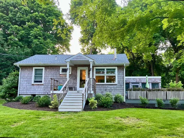 82 Smith St #B, Shelter Island, NY 11964