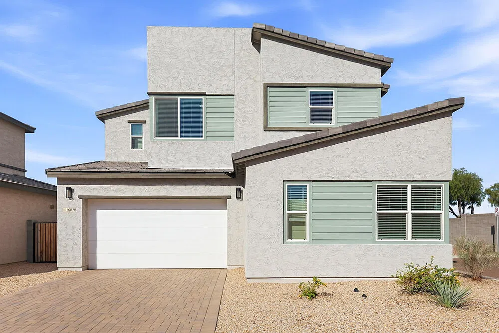 4 bed, 3.0 bath, 2196 sqft, $2,860 — Photo 1