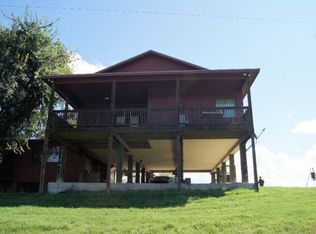 3693 Hotz Rd, Cuero, TX 77954