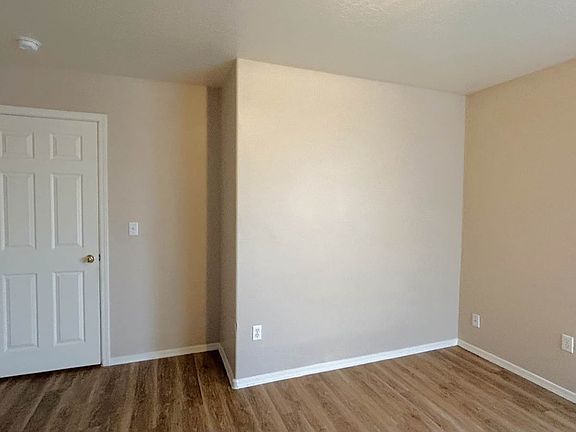4th image of 7227 S 3rd Ave
