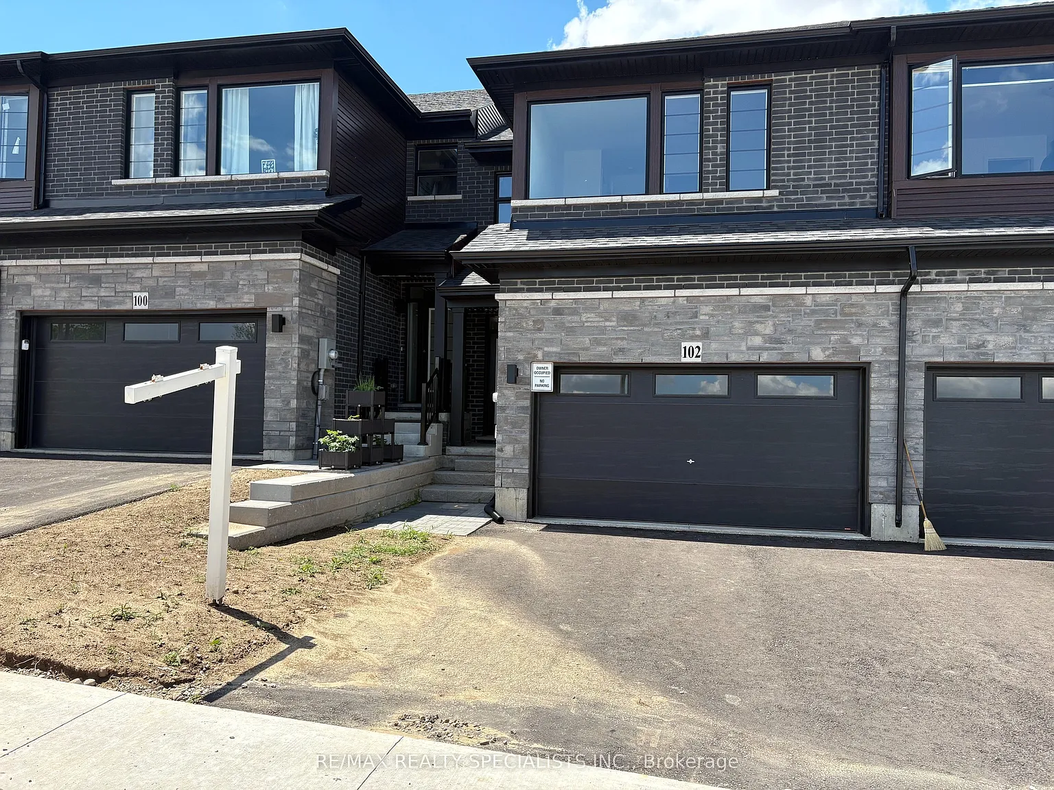 3 bed, $2,800 — Photo 1