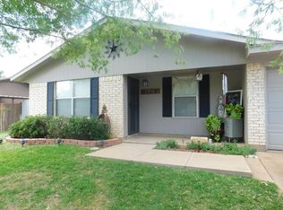 1916 Lindy St, Graham, TX 76450