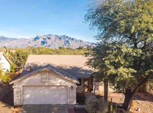 8936 N Bottlebush Ln, Tucson, AZ 85742