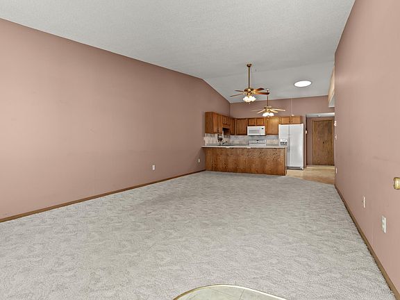 2nd image of 4752 10th Ave S
