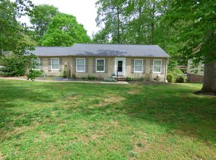 153 Overlook Ln, Clinton, TN 37716