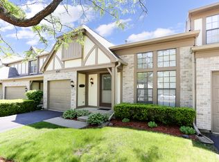 4543 Olmstead Dr, Hoffman Estates, IL 60192