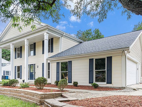 2nd image of 2210 Aberdeen Dr