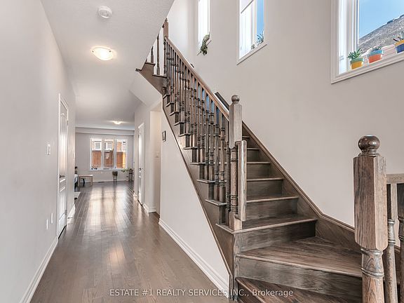 5th image of 116 Mutrie Blvd