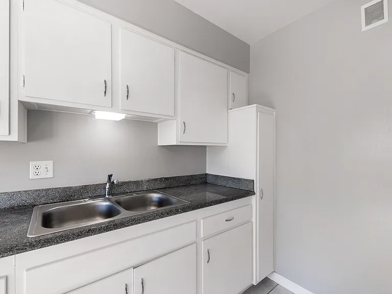 3077 Los Prados St #209 — Photo 10