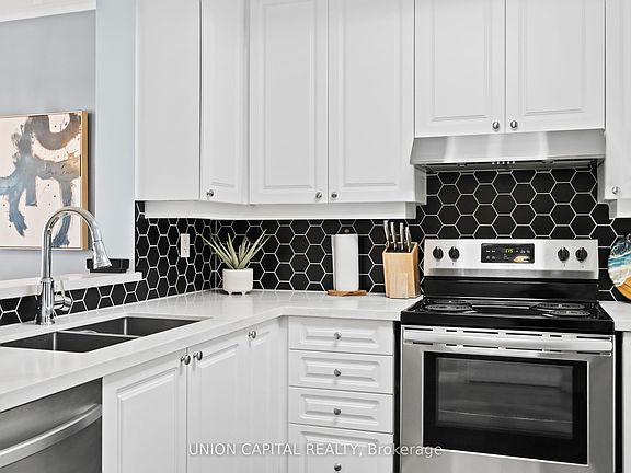 3rd image of 3650 Kingston Rd #Penthouse 918