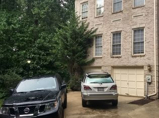 7811 Oracle Pl, Rockville, MD 20854