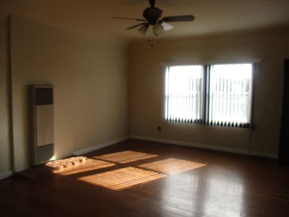5th image of 1844 E 5th St APT C