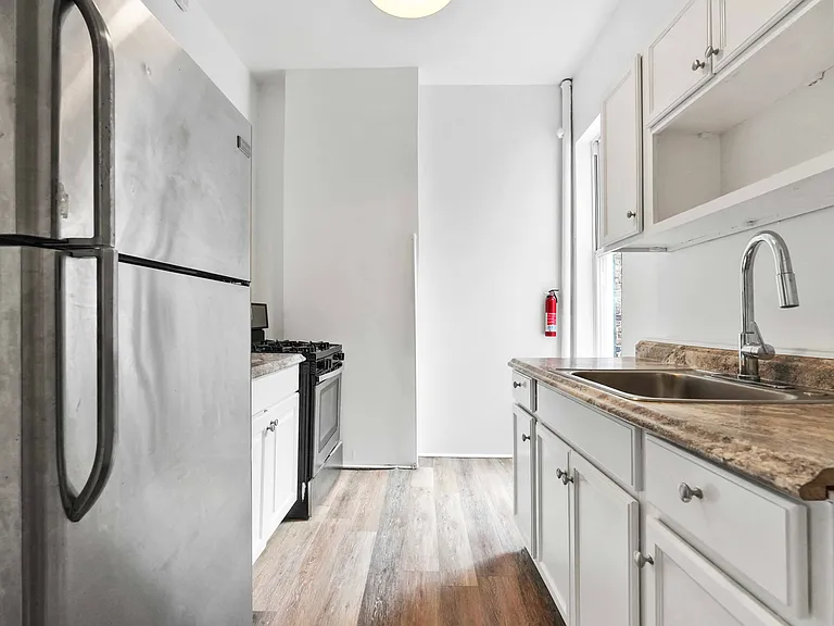 84 Saratoga Ave #3R — Photo 10