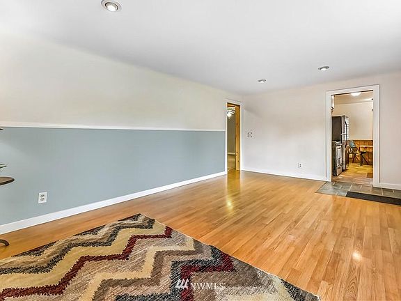 5th image of 16901 22nd Ave NE