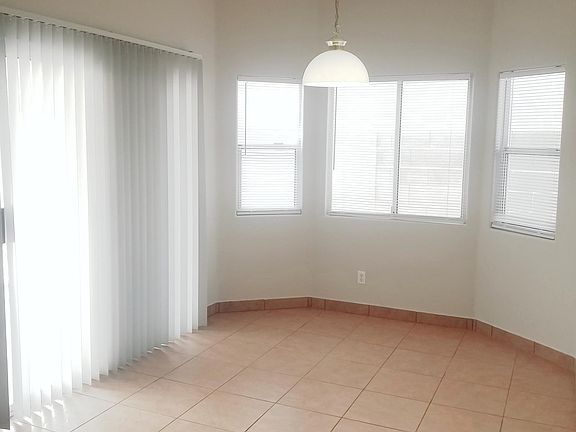 4th image of 603 Country Hill Dr