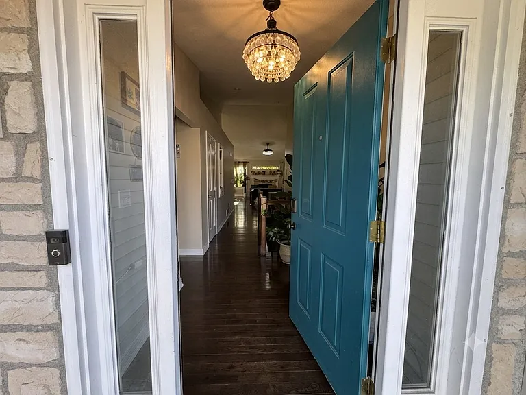 8833 Meadow Grass Ln — Photo 17