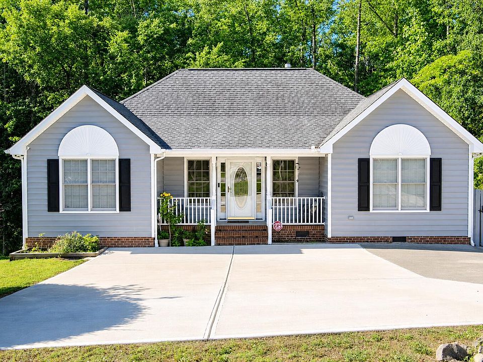 1st image of 1608 Rogers Pointe Ln