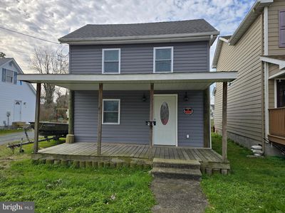 25 W Chesapeake Ave, Crisfield, MD, 21817