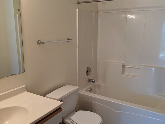 5th image of 874 Fotis Dr #1