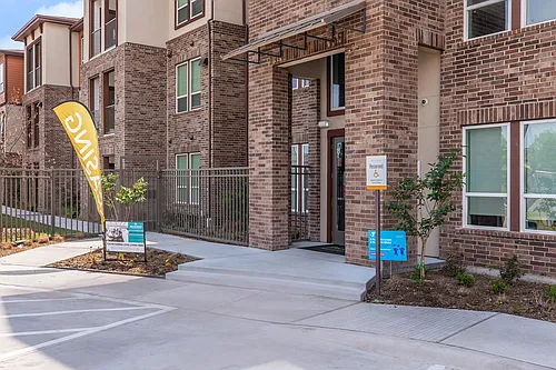 Richcrest Apartments Photo 1
