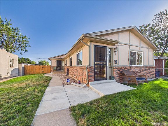 3rd image of 3426 W 26th Avenue