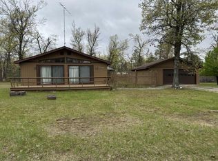 8424 Brown Trl, Atlanta, MI 49709