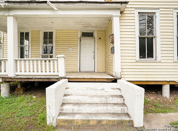 4th image of 419 Mason St