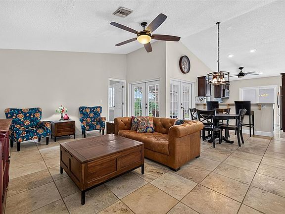 4th image of 495 ST TROPEZ CIRCLE NE