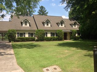 2205 Windsor Pl, Pine Bluff, AR 71603