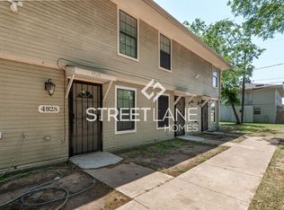 4928 Flamingo Rd, Fort Worth, TX 76119