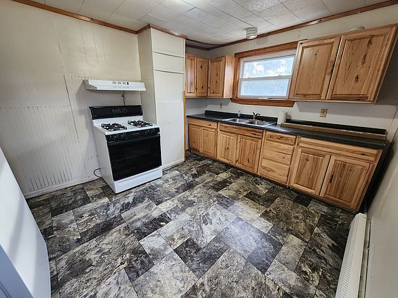 4th image of 636-638 S Main St #Ca1fc762e