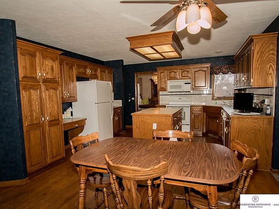 4th image of 16505 Marcy St