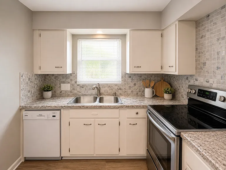 202 N Morse Ave #32 — Photo 3