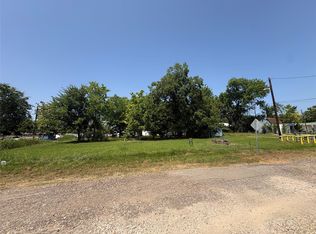200 S Reagan St, Clarksville, TX 75426