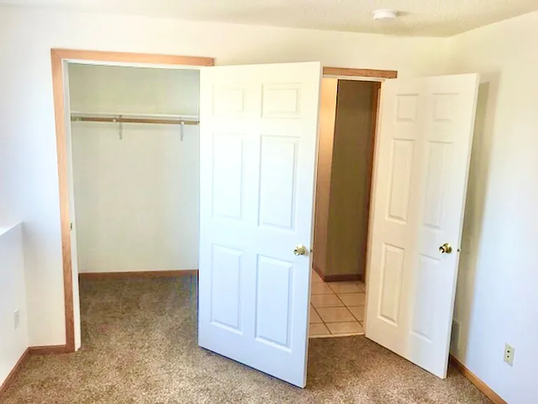 804 Harrison Dr — Photo 17