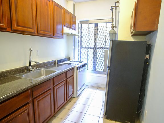 4th image of 534 W 159th St APT 1D