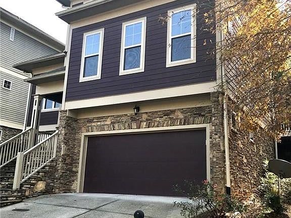 2nd image of 2778 Prado Ln