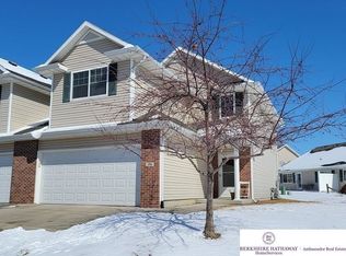 1761 N 177th Plz, Omaha, NE 68118