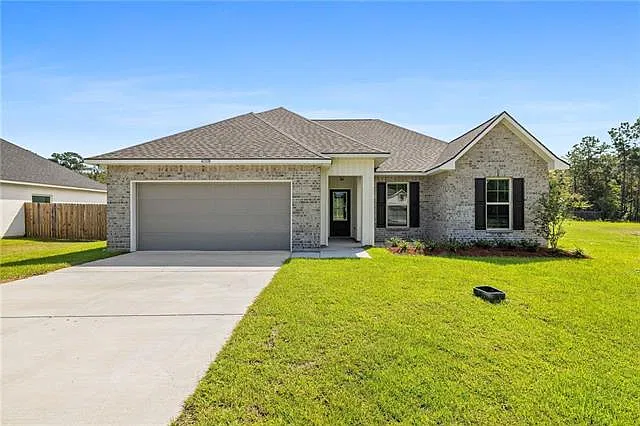 21318 Lake Maurepas Ct
