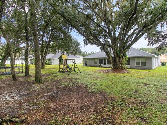 2nd image of 2975 Blackwater Oaks Dr